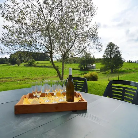 With View * هوفاليز