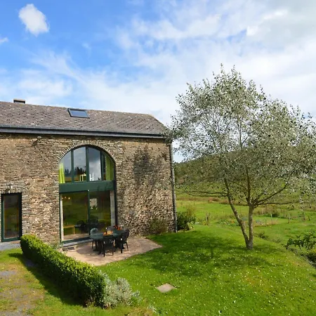 With View بيت للعطل هوفاليز